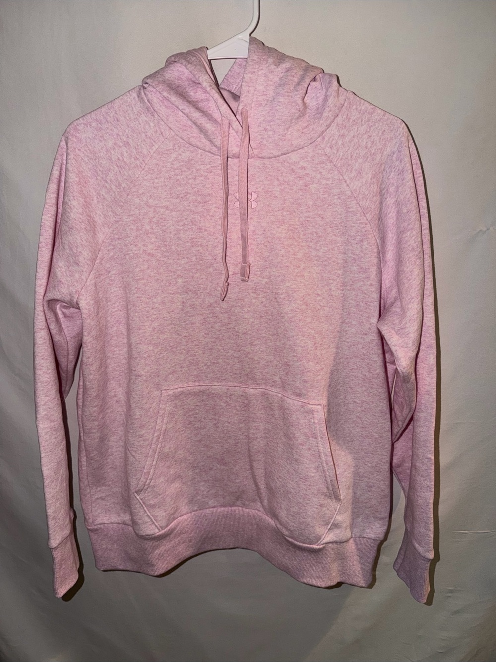 LADIES MEDIUM LIKE NEW UNDER ARMOUR PINK HOODIE SWEATSHIRT